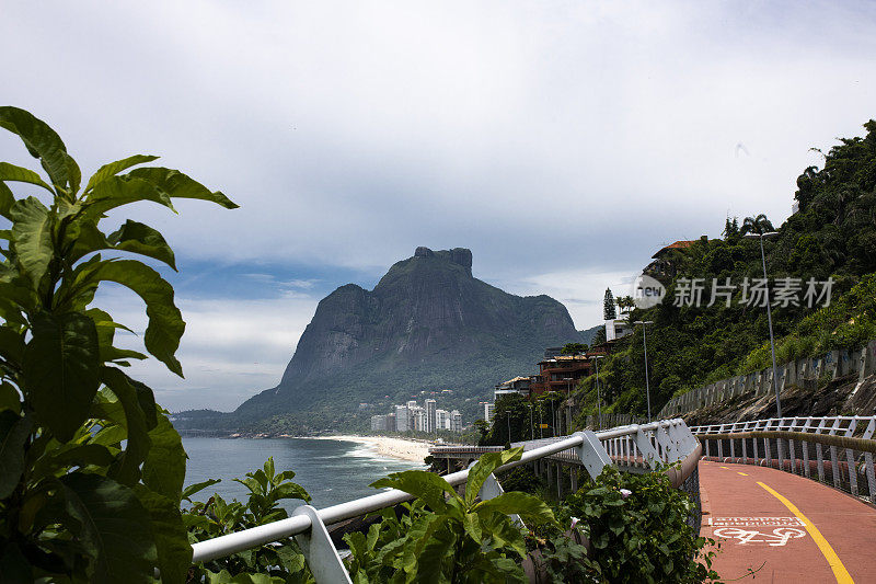 PEDRA DA GAVEA和SAO CONRADO海滩